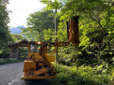 ﾛｰﾀﾘｰ除雪車,草刈り装置,枝払い